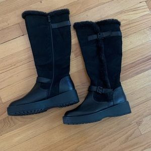 NEW !!Women’s Black  Round Toe Fur Trim  Knee High Boots NWOT